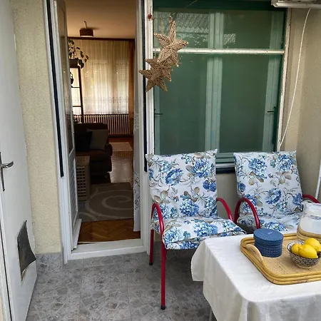 アパート Peaceful Suvacha *