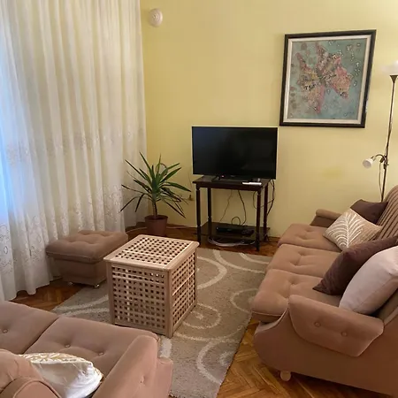 Peaceful Suvacha アパート