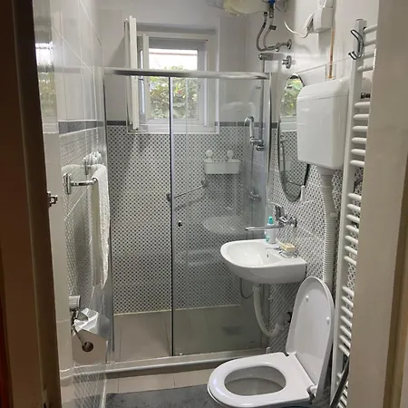 アパート Peaceful Suvacha *